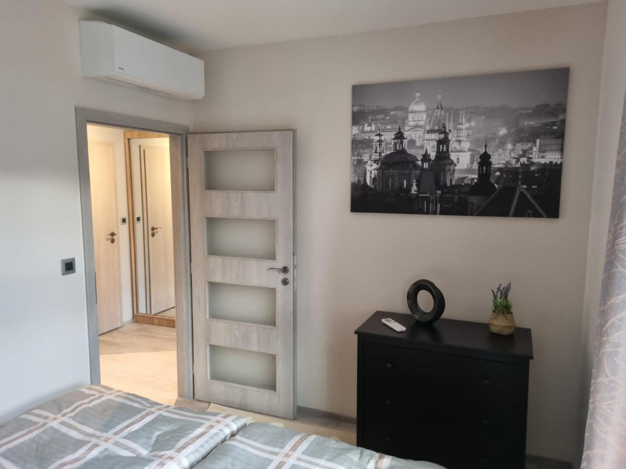 פראג Vltava Design Apartments מראה חיצוני תמונה